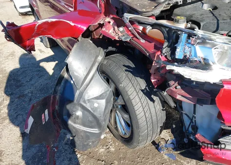 2017 Ford Escape Titanium из США, поврежденный, VIN 1FMCU9J92HUA73244